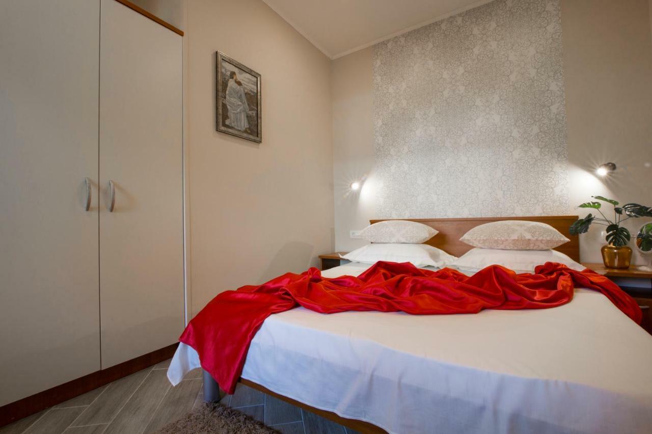 Apartments Smokva マカルスカ 部屋 写真