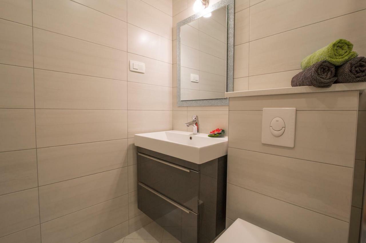 Apartments Smokva マカルスカ エクステリア 写真